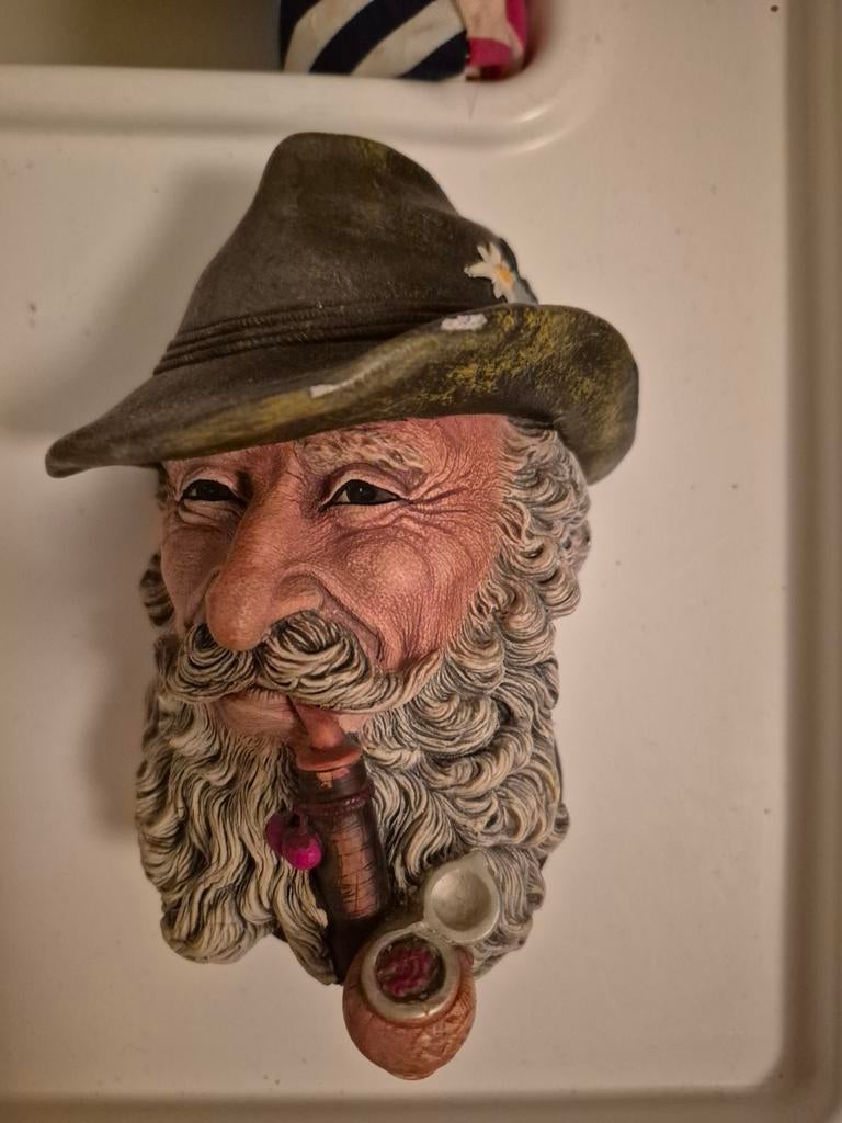 Bossons Tyrolean man , Antiek en Kunst, Ophalen