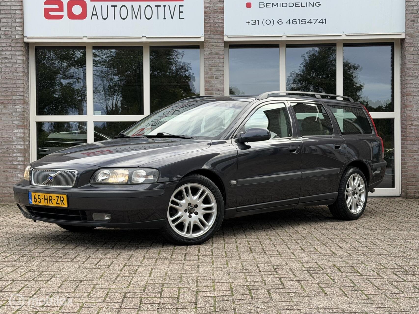 Volvo V70 2.4 Trekhaak Cruise NLauto NAP Youngtimer, foto 6