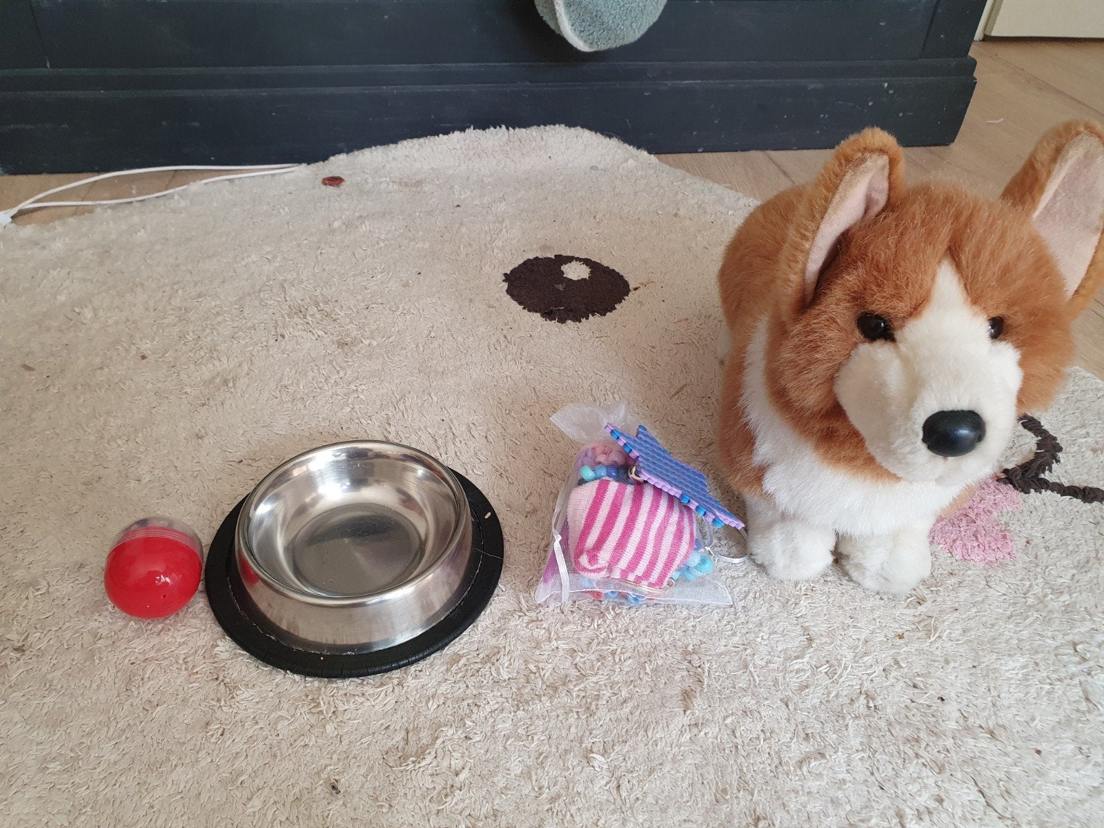 douglas corgi (NIET KOPEN), Geel, Overige typen, Ophalen of Verzenden, Zo goed als nieuw