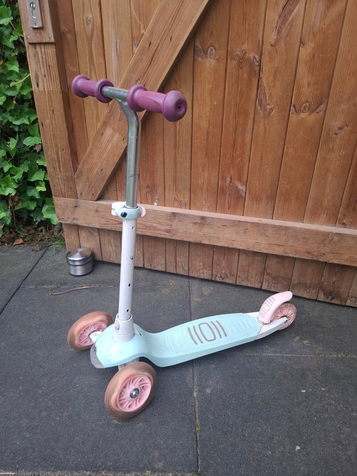 Kinderstep Oxelo 3 wielen - Lichtblauw/Roze, Ophalen of Verzenden, Gebruikt, Gewone step