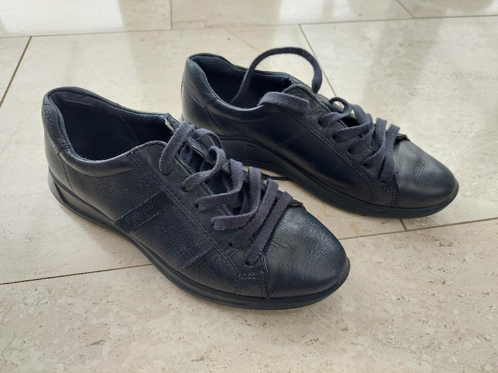 Ecco leren schoenen maat  40 of 41, Kleding | Dames, Schoenen, Verzenden, Zo goed als nieuw, Zwart, Sneakers of Gympen