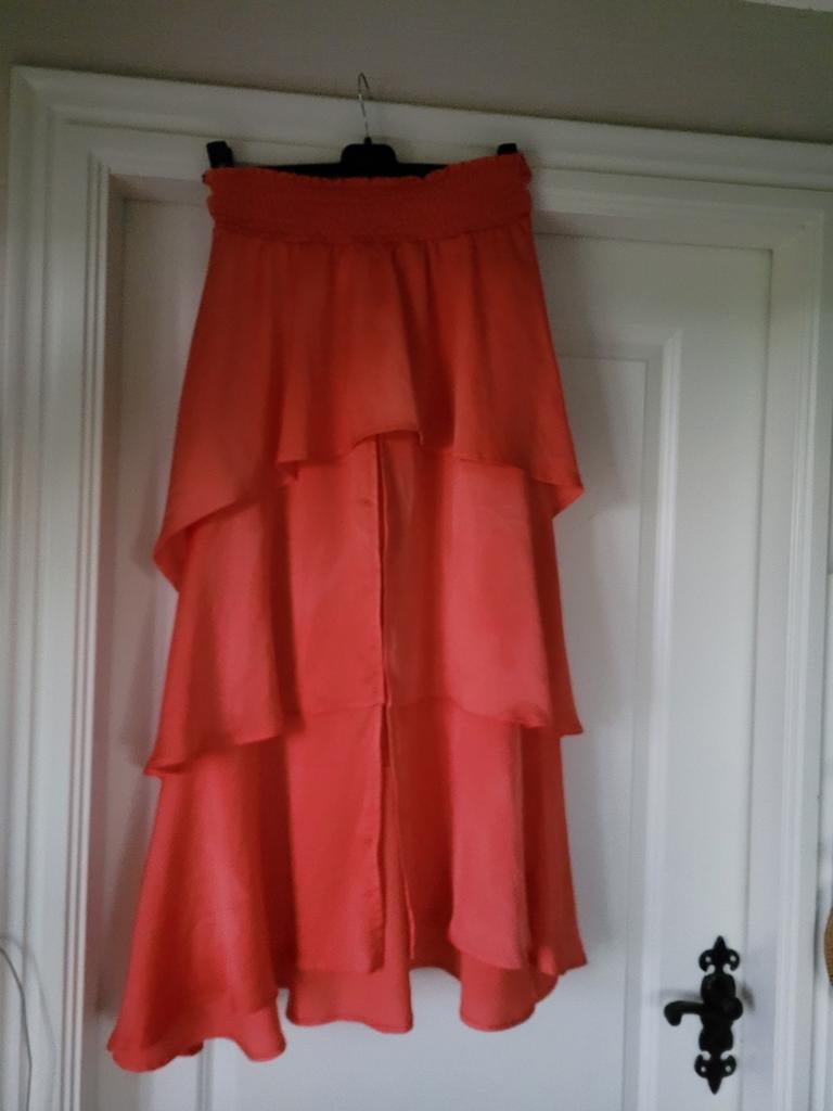 Leuke koraal kl. Rok laagjes ladress la dress mt s, Overige kleuren, Verzenden, Zo goed als nieuw, Maat 36 (S)