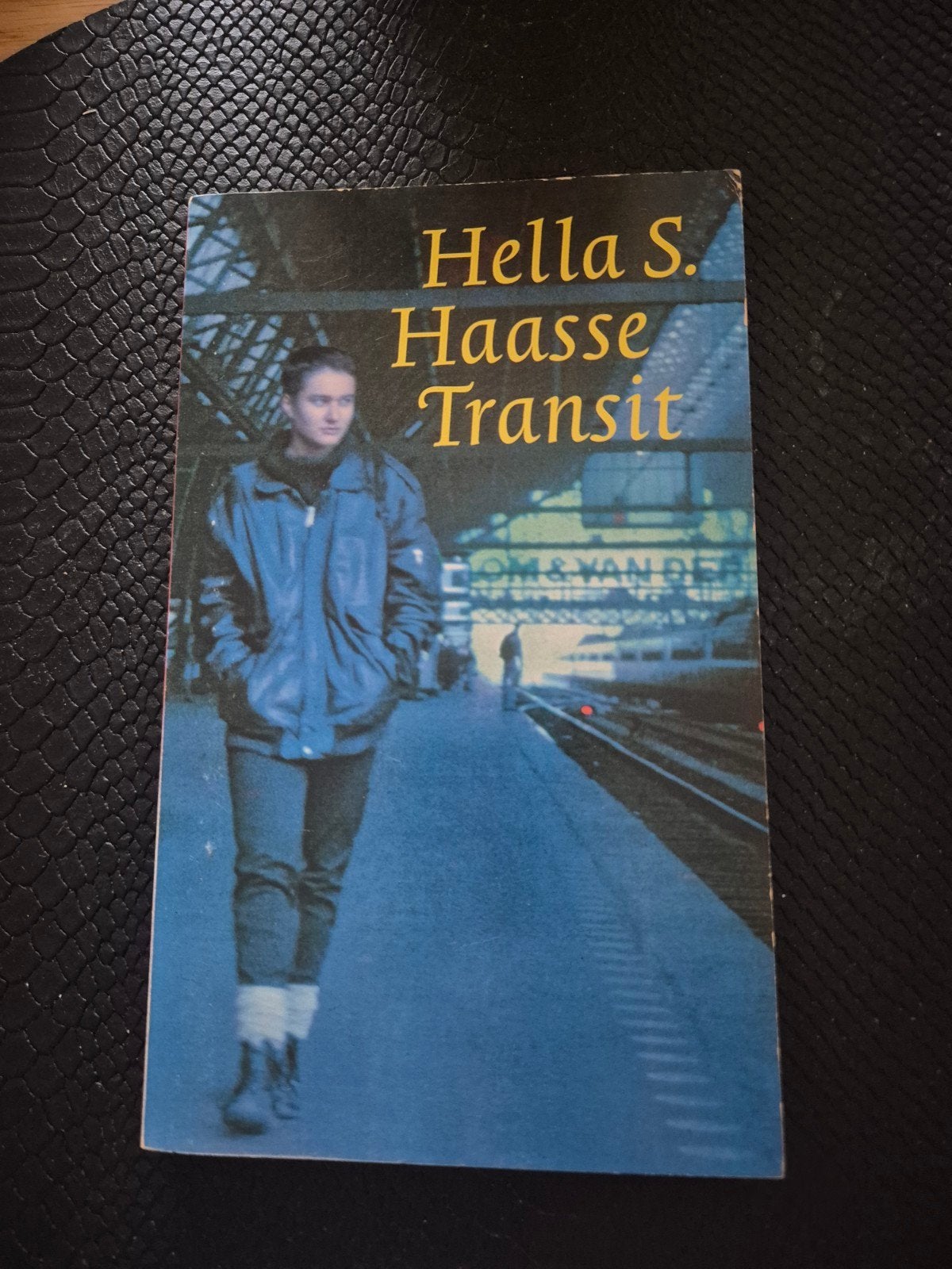 transit, Ophalen of Verzenden, Zo goed als nieuw, Hella S. Haasse