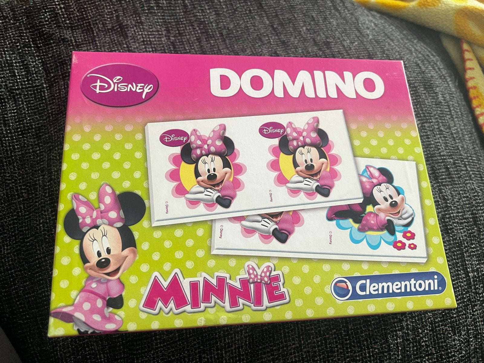 Disney Minnie Domino - Clementoni, Ophalen of Verzenden, Zo goed als nieuw, Puzzelen