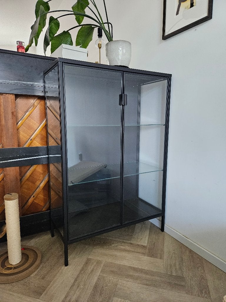 Rudsta Vitrinekast, Ophalen, 100 tot 150 cm, 50 tot 100 cm, Zo goed als nieuw