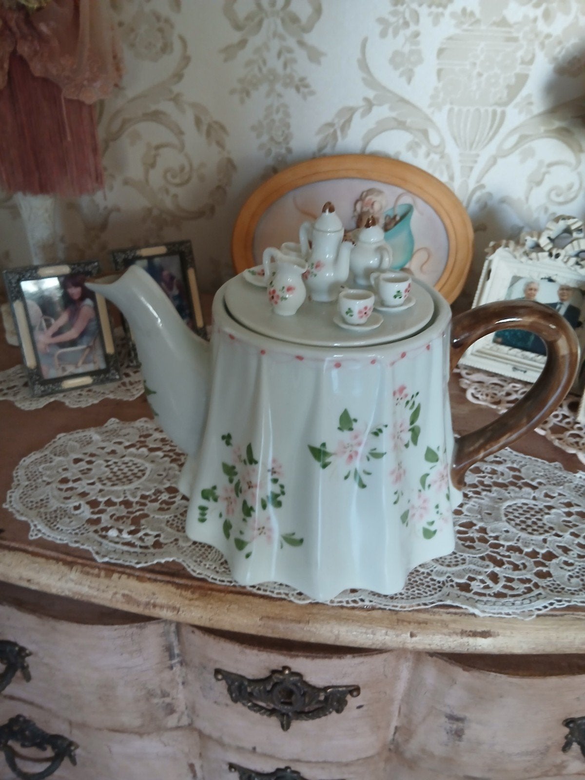 Unieke theepot met miniatuur theeservies - Handgeschilderd, Ophalen of Verzenden