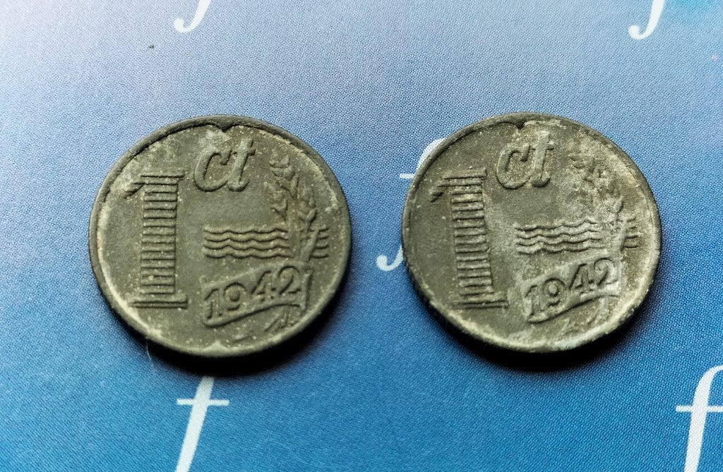 2 x Oorlogsmunt 1 Cent 1942 Tweede Wereldoorlog Nederland, Ophalen of Verzenden, Koningin Wilhelmina, 1 cent, Losse munt