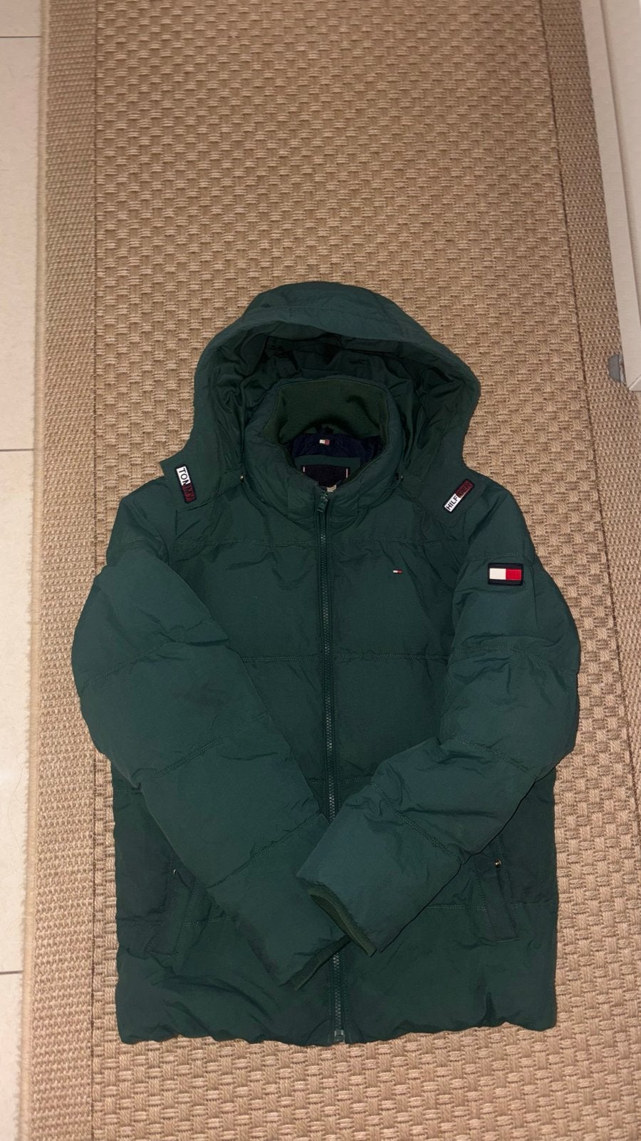 Tommy Hilfiger winterjas groen maat 164, Ophalen, Zo goed als nieuw, Overige maten, Groen
