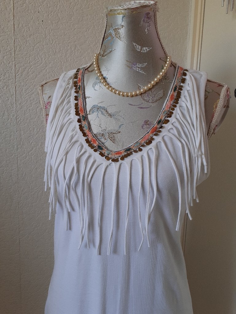 Jurkje Isla Ibiza Bonita wit met franje maat L Nieuw !, Maat 38/40 (M), Wit, Nieuw, Bonita