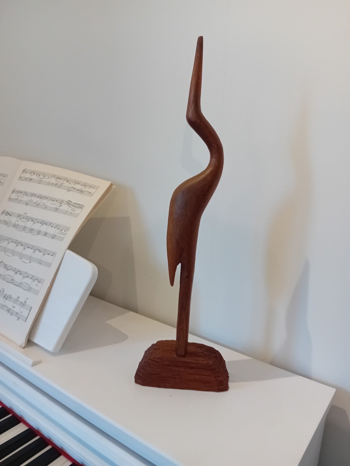 Vintage houten reiger sculptuur - Handgemaakt, Ophalen of Verzenden, 20 - 50 cm, Beeld, Hout