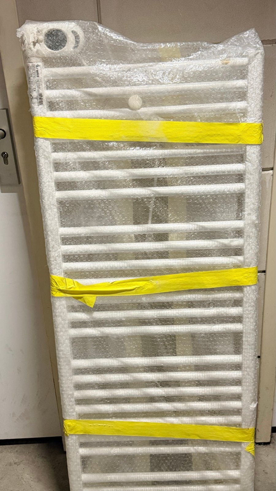 Vasco elektrische handdoekradiator 150W, Doe-het-zelf en Verbouw, Hoog rendement (Hr), Radiator, Nieuw, Minder dan 60 cm