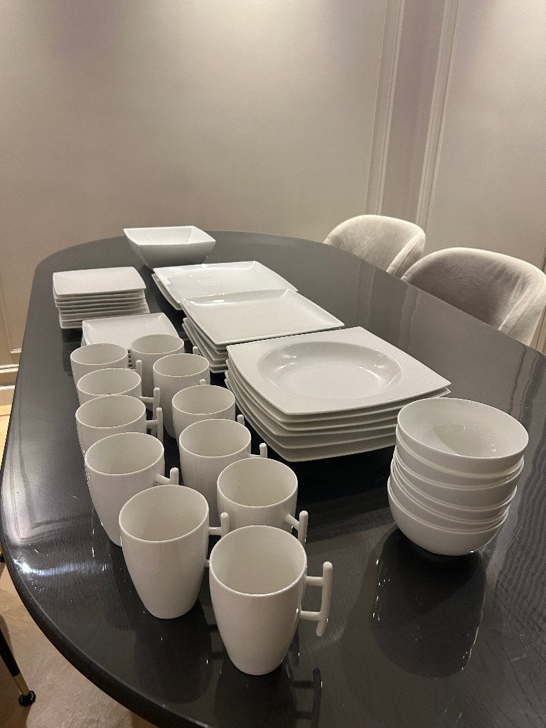 Yong servies, Ophalen, Overige merken, Zo goed als nieuw, Overige stijlen