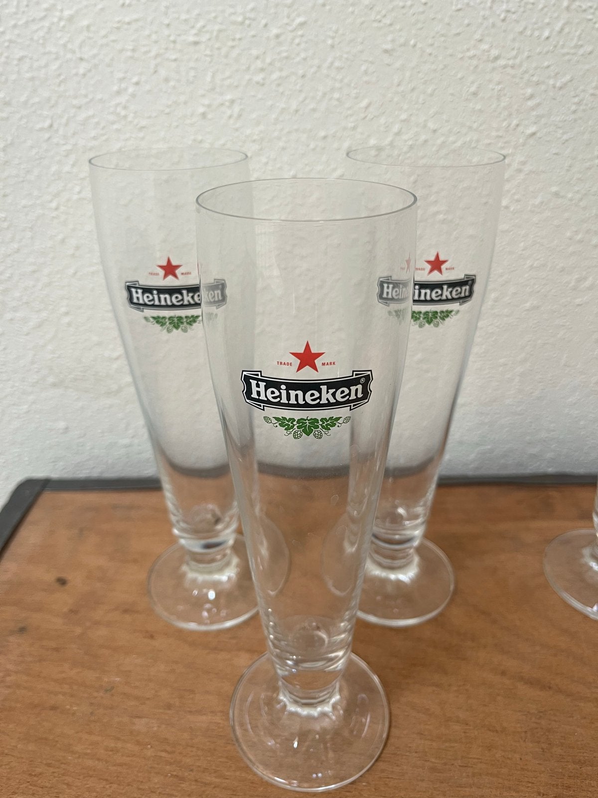 Heineken bierglazen - 3 van de 6 goed, Ophalen, Gebruikt, Glas, Overige merken