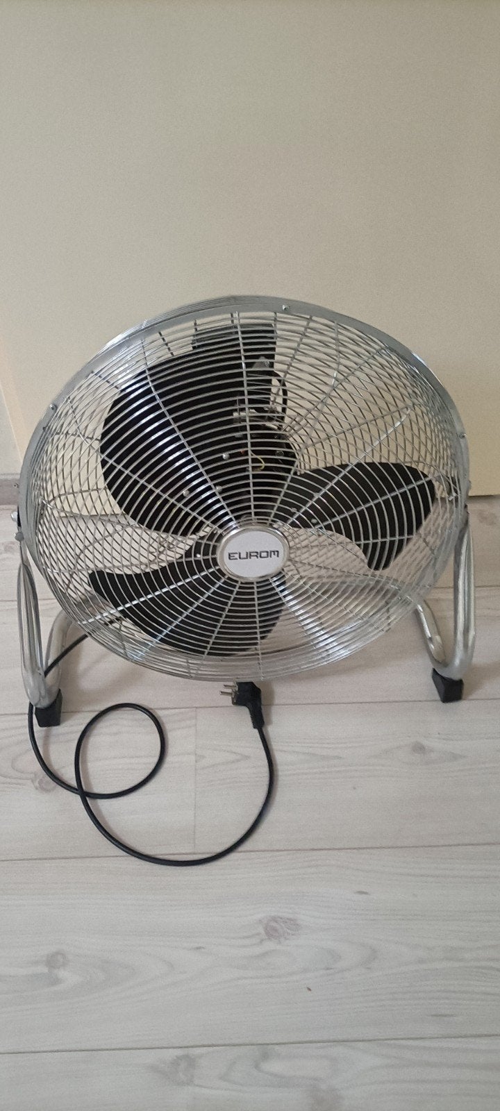 Eurom Vloerventilator - Krachtige en Robuuste Ventilator, Ophalen, Zo goed als nieuw, Vloerventilator