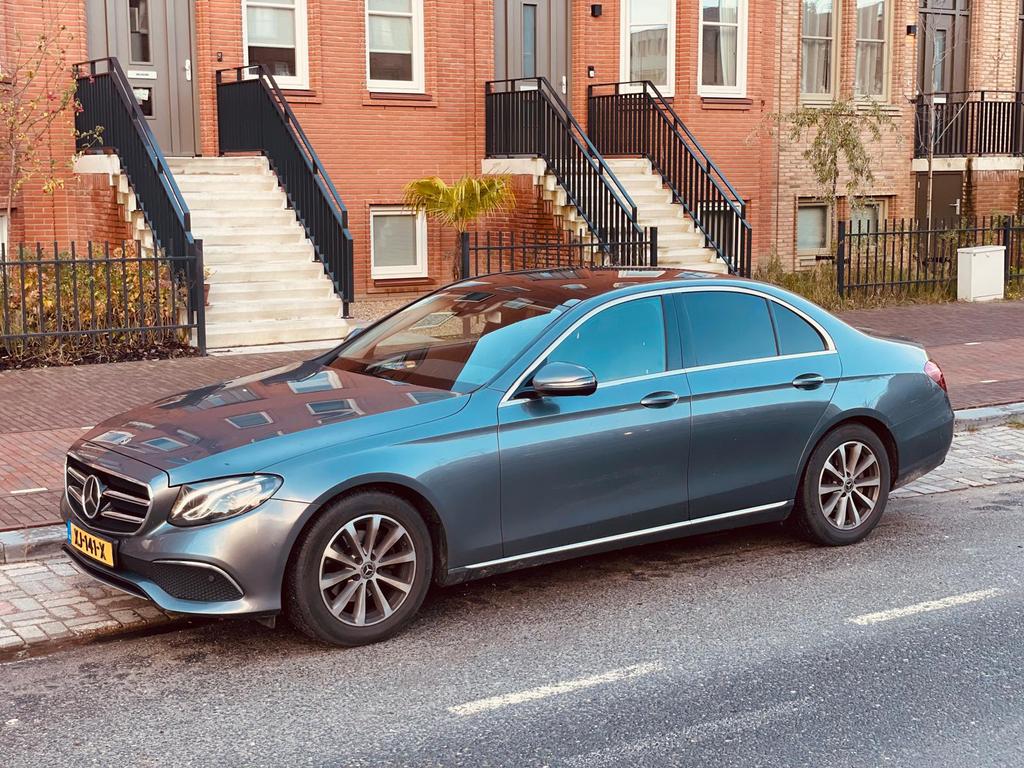 Mercedes-Benz E-Klasse E200 184pk 9G-TRONIC 2019 Grijs, Auto's, Mercedes-Benz, Achterwielaandrijving, 4 cilinders, Origineel Nederlands