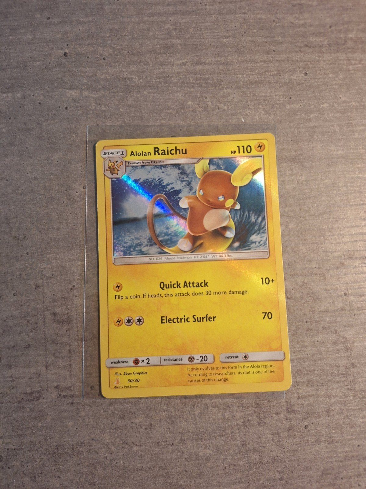 Alolan Raichu Holo Pokémon kaart (30/30), Ophalen of Verzenden, Zo goed als nieuw, Losse kaart
