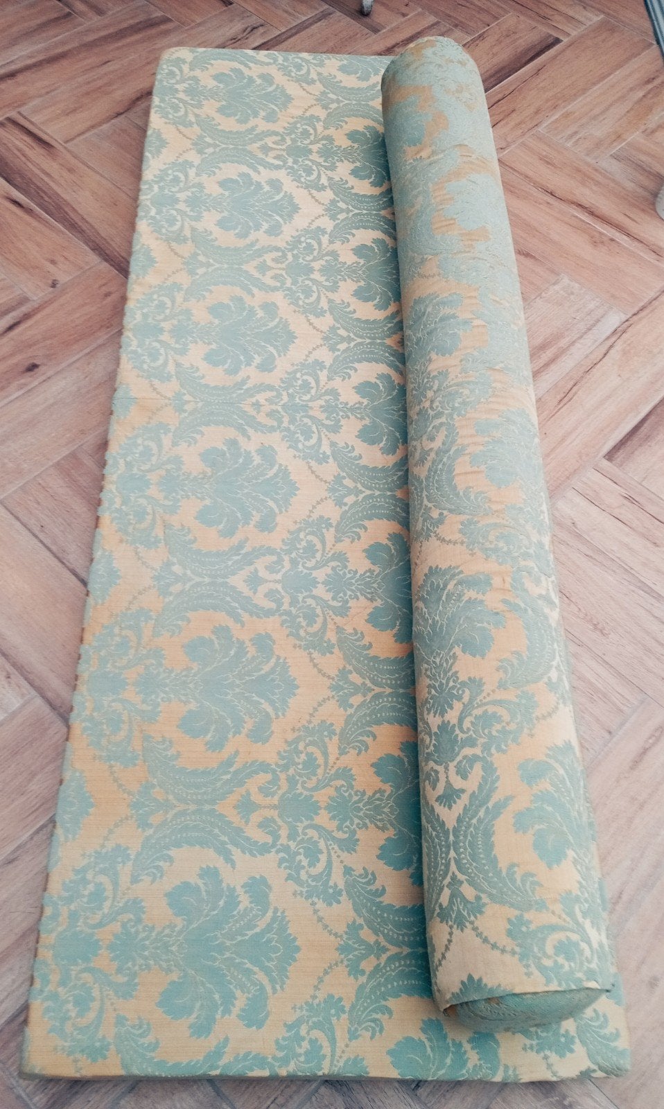 Mooi bekleed matras met rolkussen, Ophalen, Gebruikt, Overig