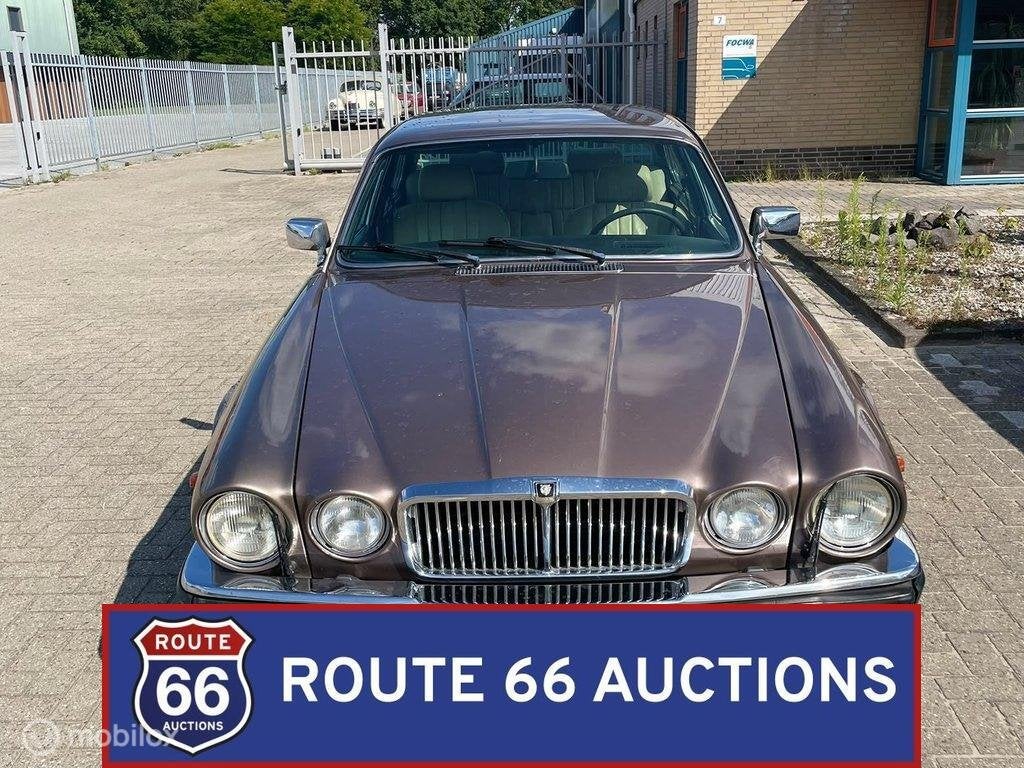 Jaguar XJ12 Series III Sovereign HE | 1984 | Route 66 Auctio, Auto's, Overige carrosserieën, Zwart, Bedrijf, Handgeschakeld