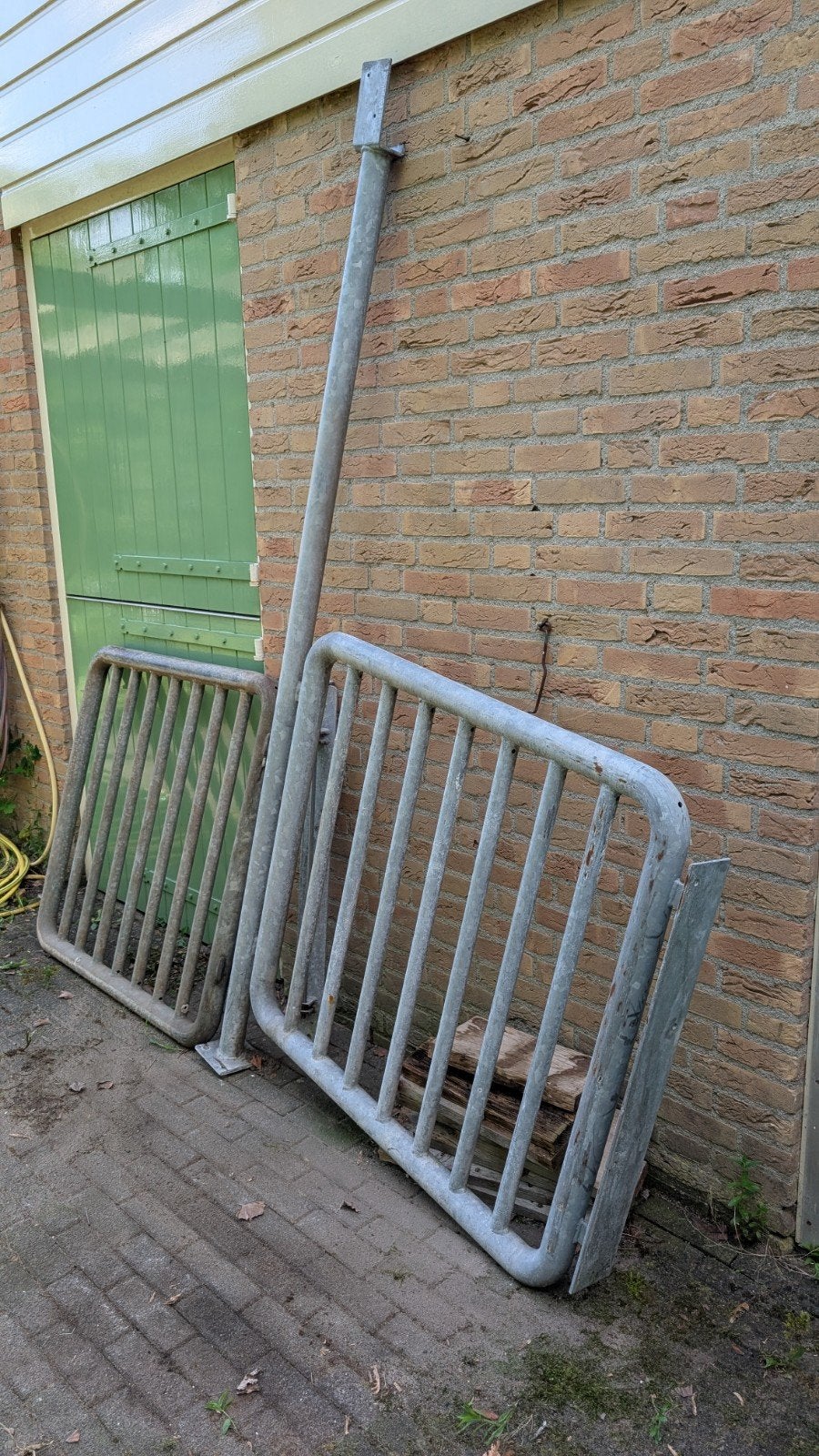 Stal inrichting paarden hek met vast deel en deur 2 x, Dieren en Toebehoren, Ophalen