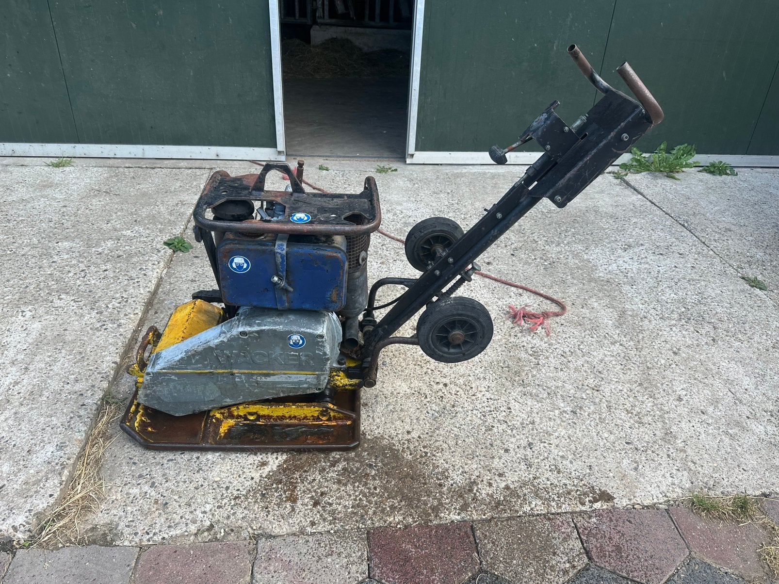Wacker 3060 diesel trilplaat hatz E75, Ophalen, Gebruikt