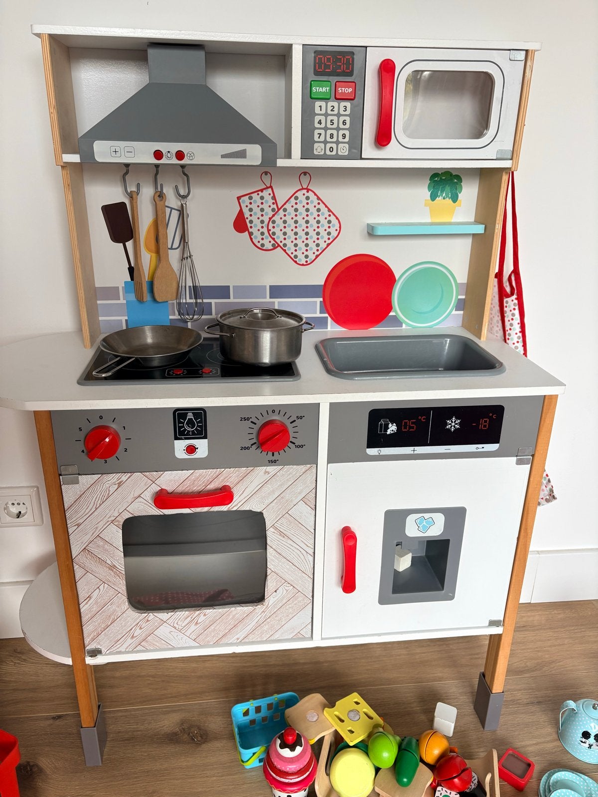 Houten speelkeuken met accessoires, Ophalen, Gebruikt, Knutselen