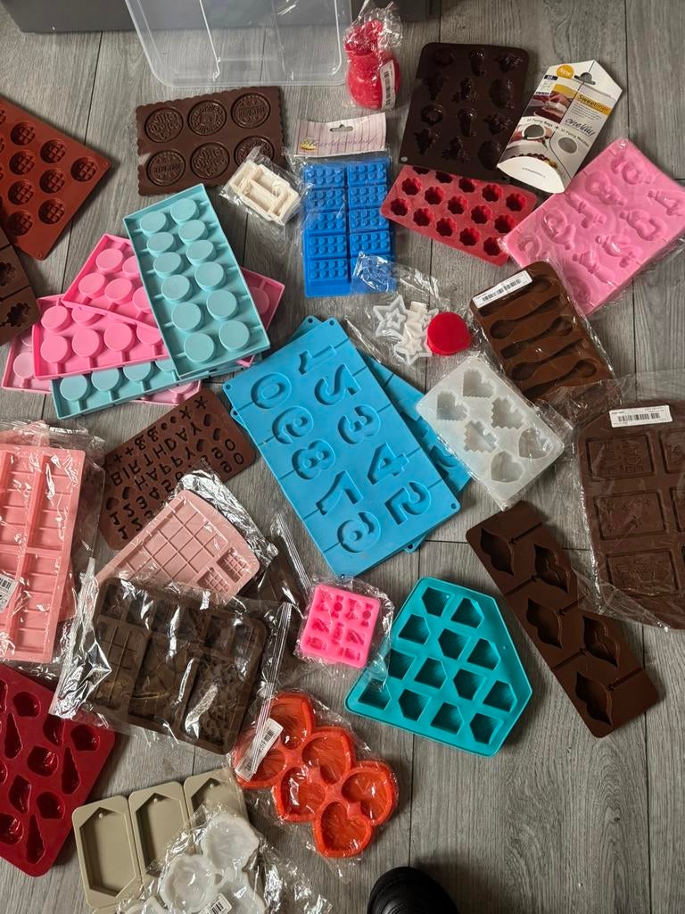 Diverse chocolade mallen 51stuks, Ophalen of Verzenden, Taarten of Cupcakes, Versiering