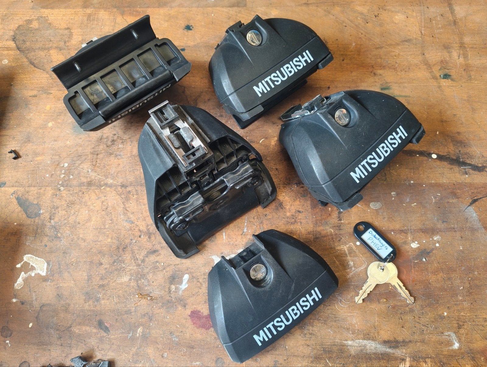 Voetenset dakdragers Thule voor Mitsubishi Outlander PHEV, Auto diversen, Dakdragers, Ophalen of Verzenden