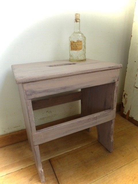 Gesleten oud roze brocante bankje / kruk / landelijk, Antiek en Kunst, Ophalen of Verzenden