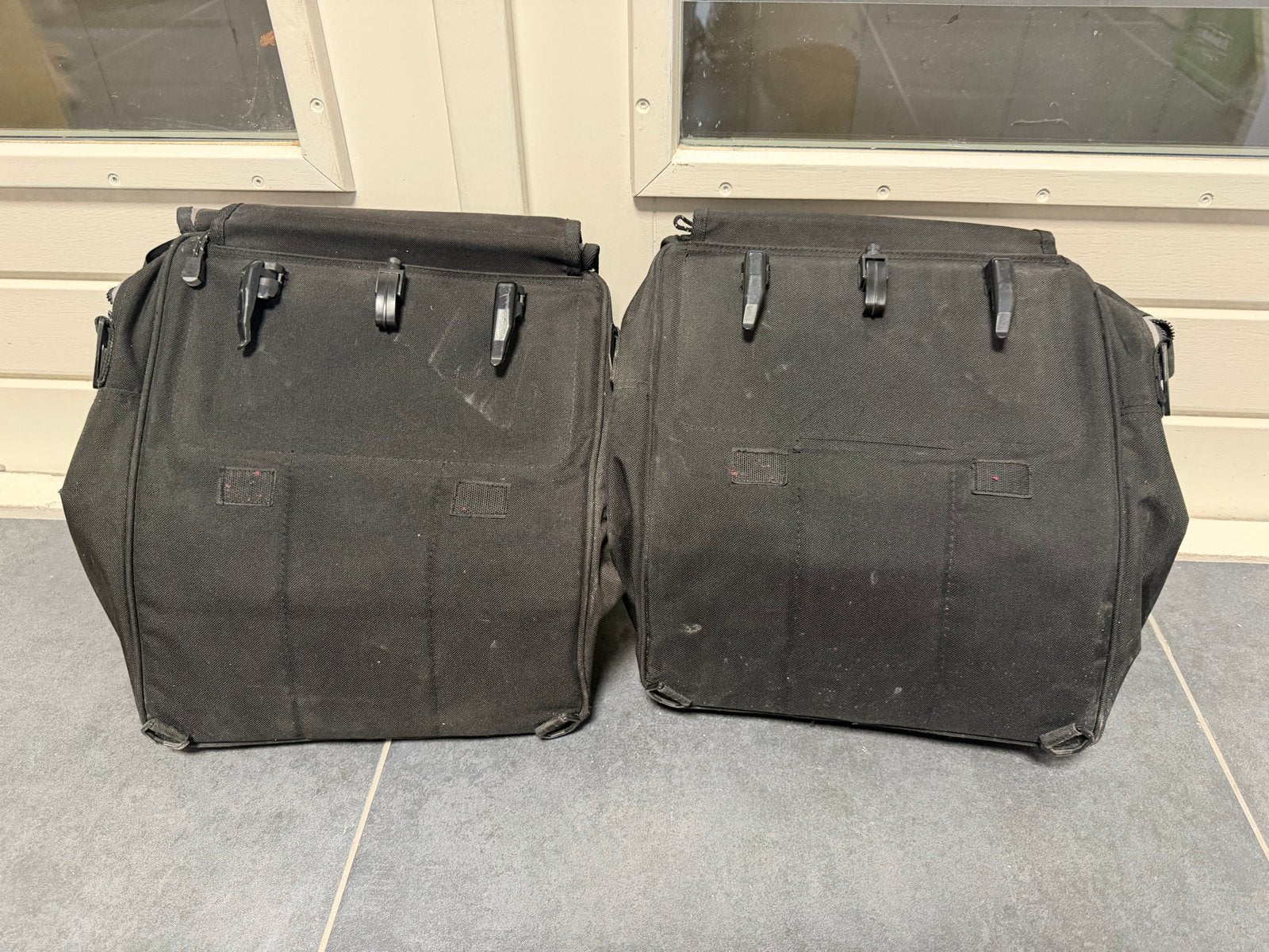 Zwarte fietstassen - Set van 2, Ophalen, Gebruikt