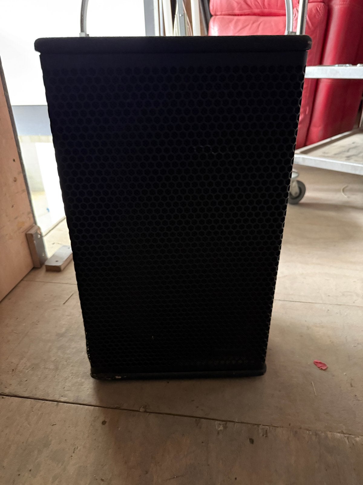 Nova speaker, Ophalen of Verzenden, Zo goed als nieuw