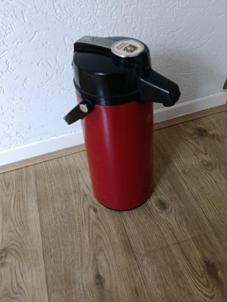 Rode thermoskan Douwe Egberts met pompfunctie, Ophalen, Gebruikt, Overige modellen, Overige typen