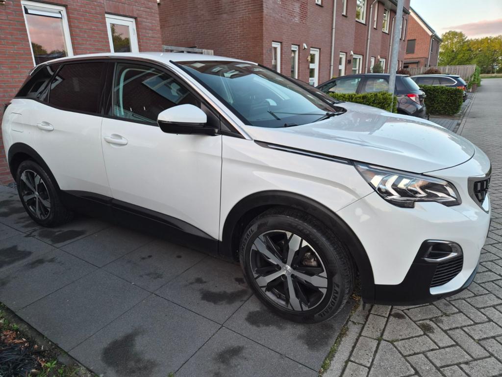 Peugeot 3008 1.2 Puretech 130pk S&S 2018 Wit met TREKHAAK, Voorwielaandrijving, 1225 kg, 1199 cc, Wit