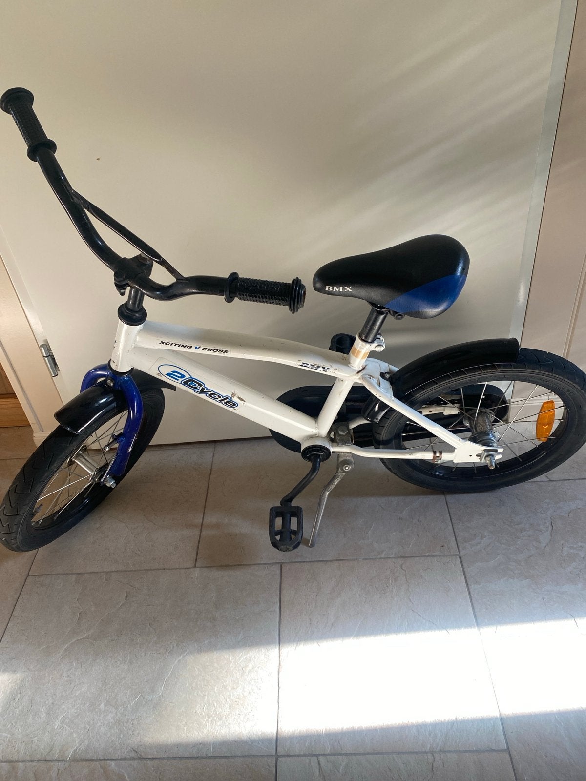 2Cycle Xciting V-Cross kinderfiets - Wit/Blauw BMX, Fietsen en Brommers, Ophalen, Gebruikt, Velgrem, 16 tot 20 inch