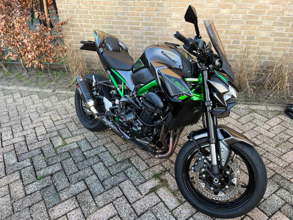 Kawasaki Z900 - 2023 - Naked Bike, Motoren, 4 cilinders, Motorrijbewijs A, 948 cc, Meer dan 35 kW