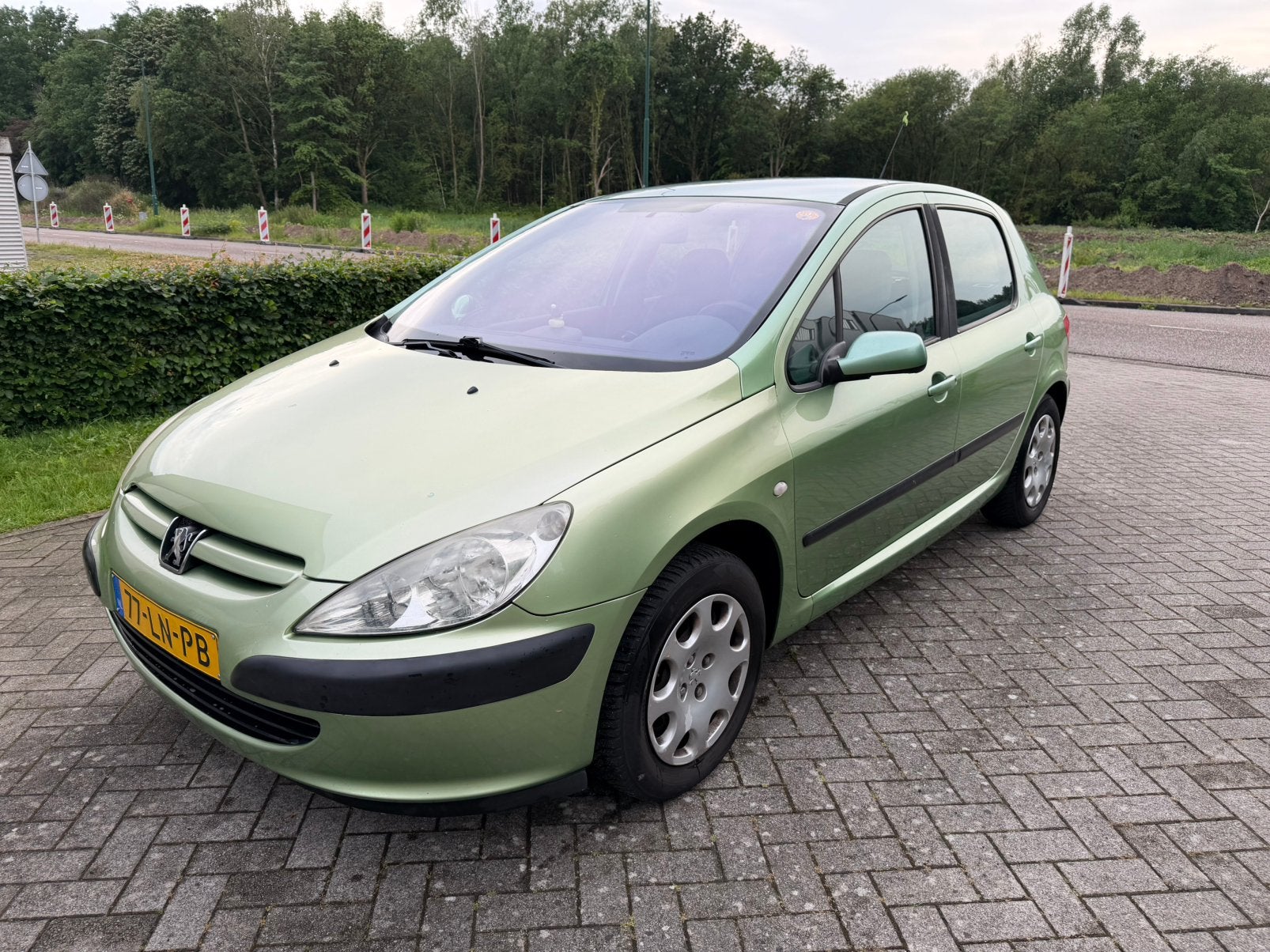 Peugeot 307 1.6 16V 5DRS 2003, Auto's, Peugeot, Voorwielaandrijving, Stof, 4 cilinders, 610 kg