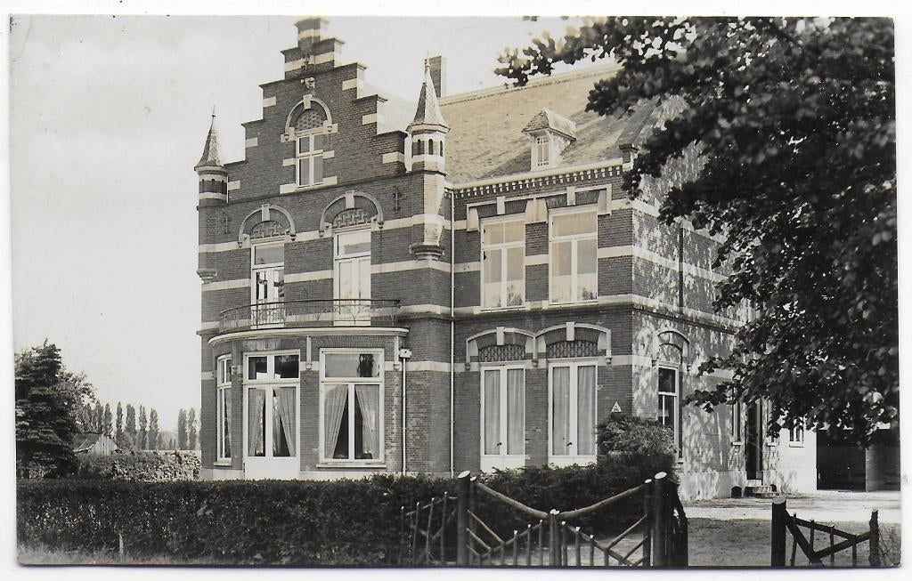 Vught de Mijlpaal - ansichtkaart B7356 uit 1951, Ophalen of Verzenden, 1940 tot 1960, Gelopen, Noord-Brabant