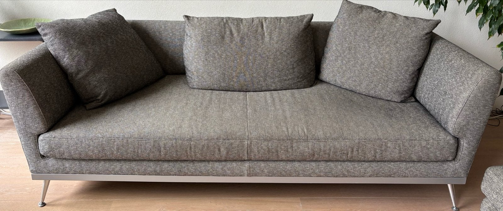 Ligne Roset Togo bank met poef - Grijs, Ophalen, Gebruikt, Driepersoons, 75 tot 100 cm
