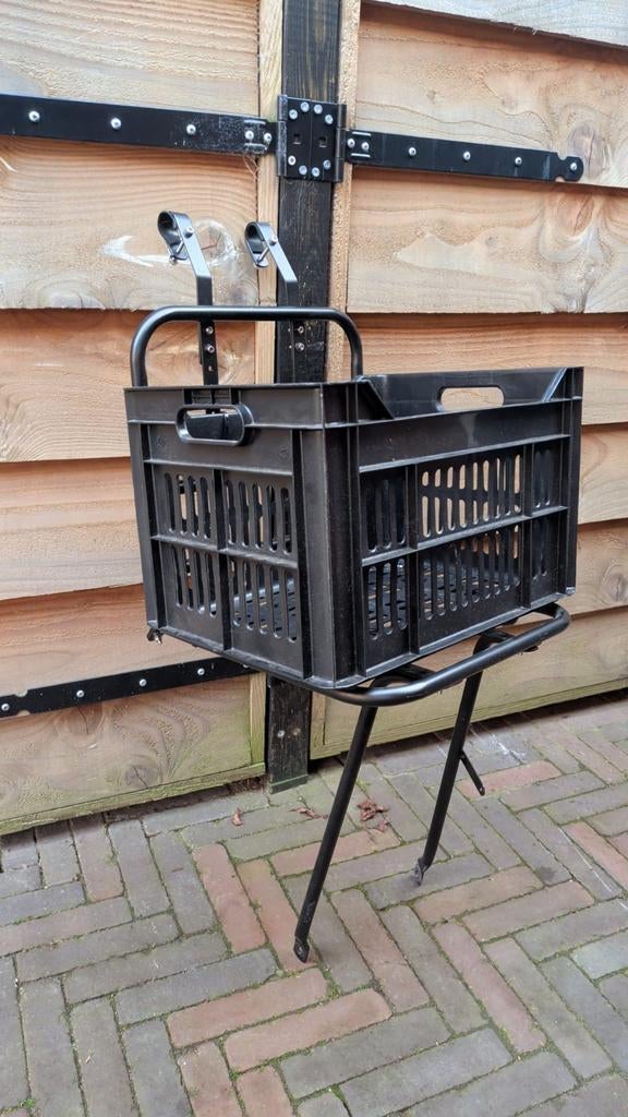 Fietsrek met krat van hema, Ophalen