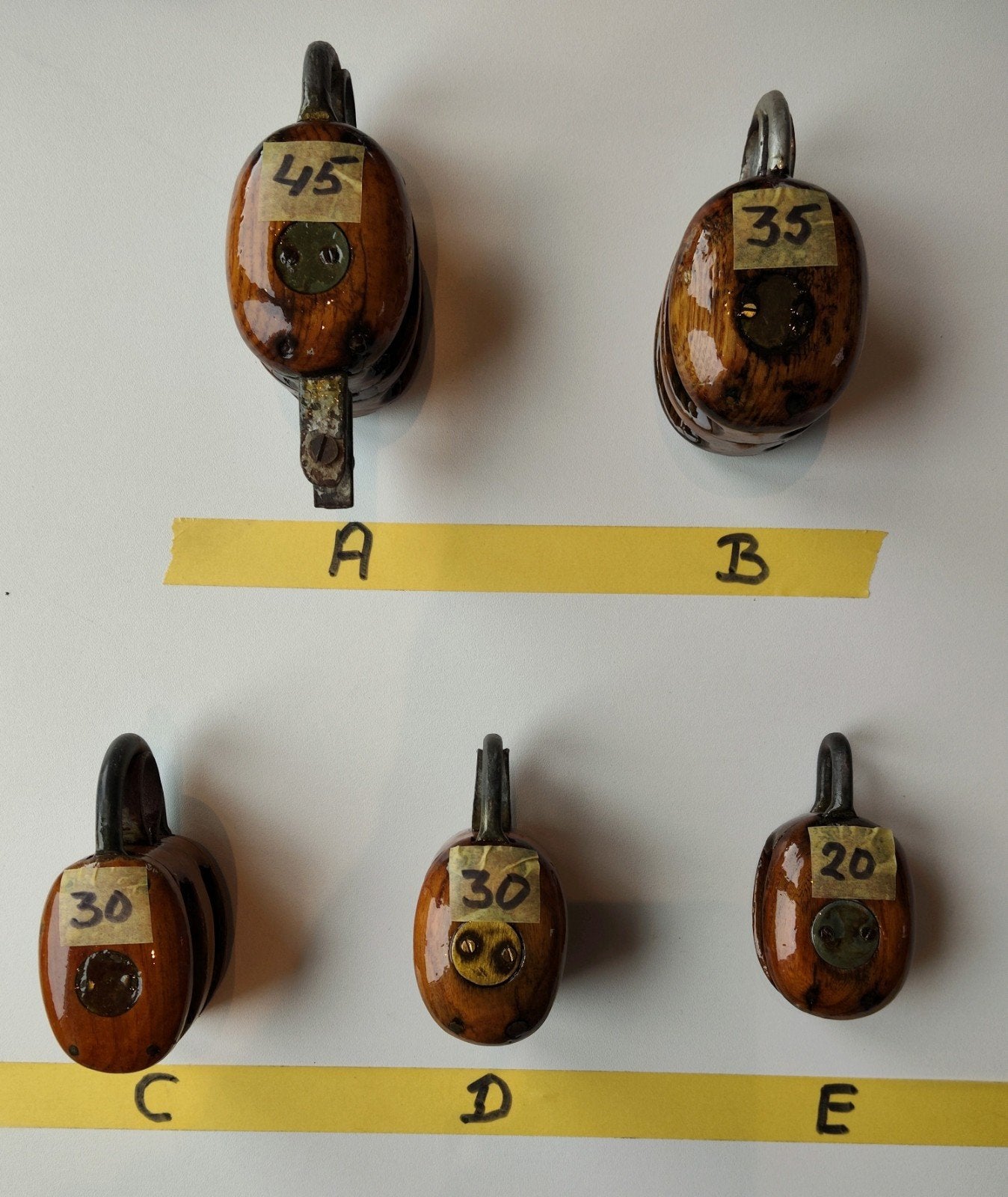 4 Houten blokken in goede staat, Verzenden, Gebruikt