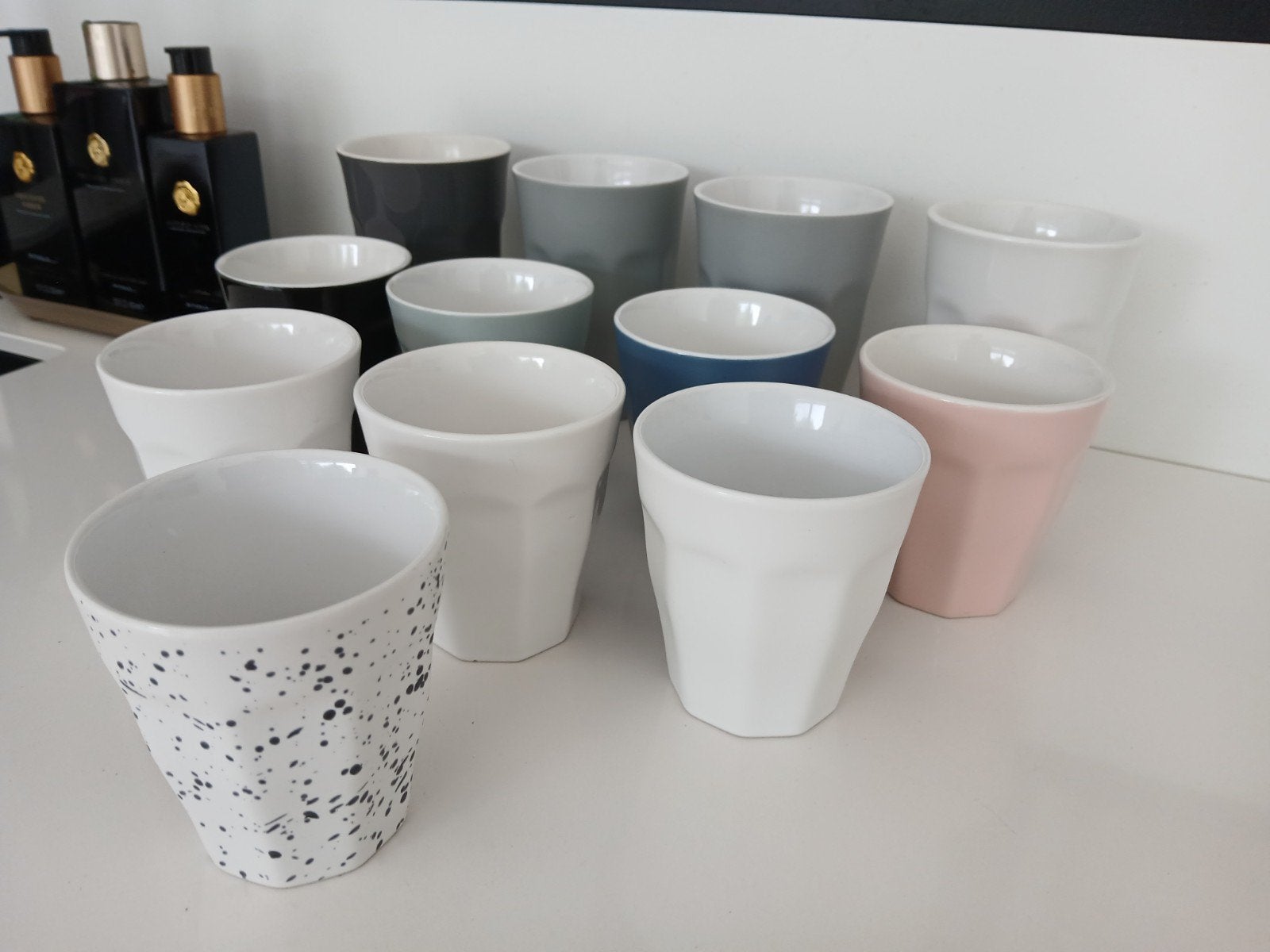 Mirabeau koffiemokken en cappuccinomokken, z.g.a.n., Ophalen