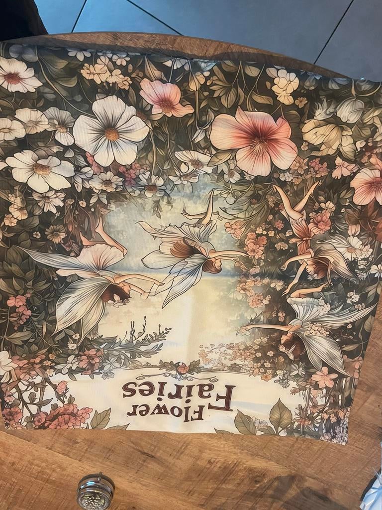 Kussenhoes Flower Fairies, Huis en Inrichting, Woonaccessoires | Kussens, Nieuw, Overige kleuren, Vierkant, Ophalen of Verzenden
