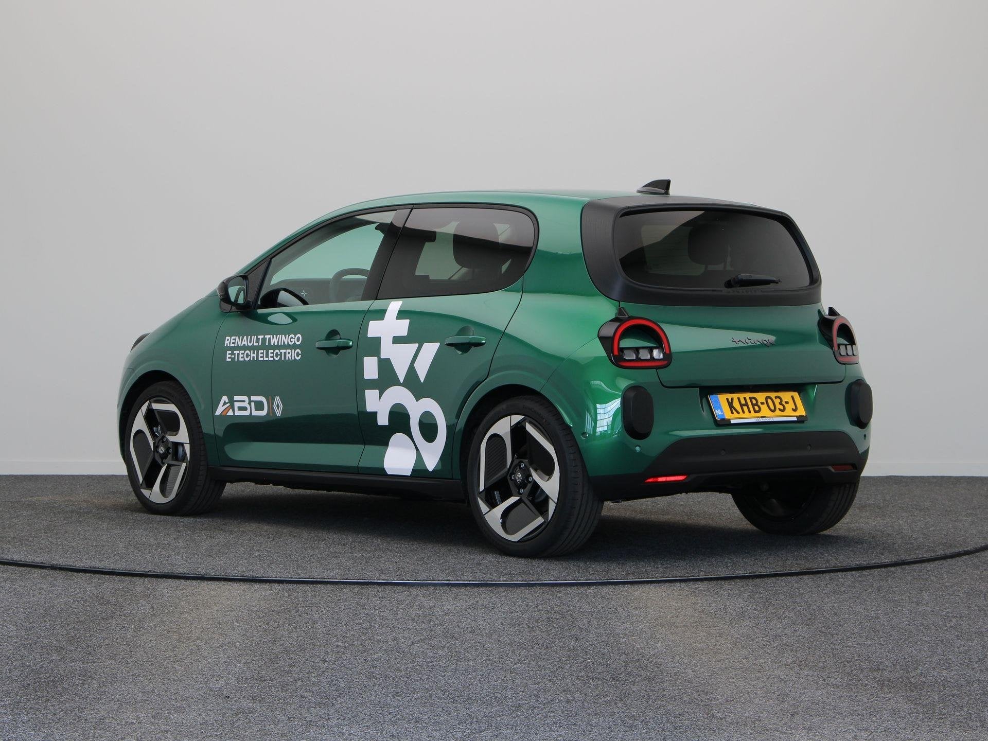 Renault Twingo urban range techno 27.5 kWh | 18" lichtmetale, Electronic Stability Program (ESP), 180 min, Origineel Nederlands