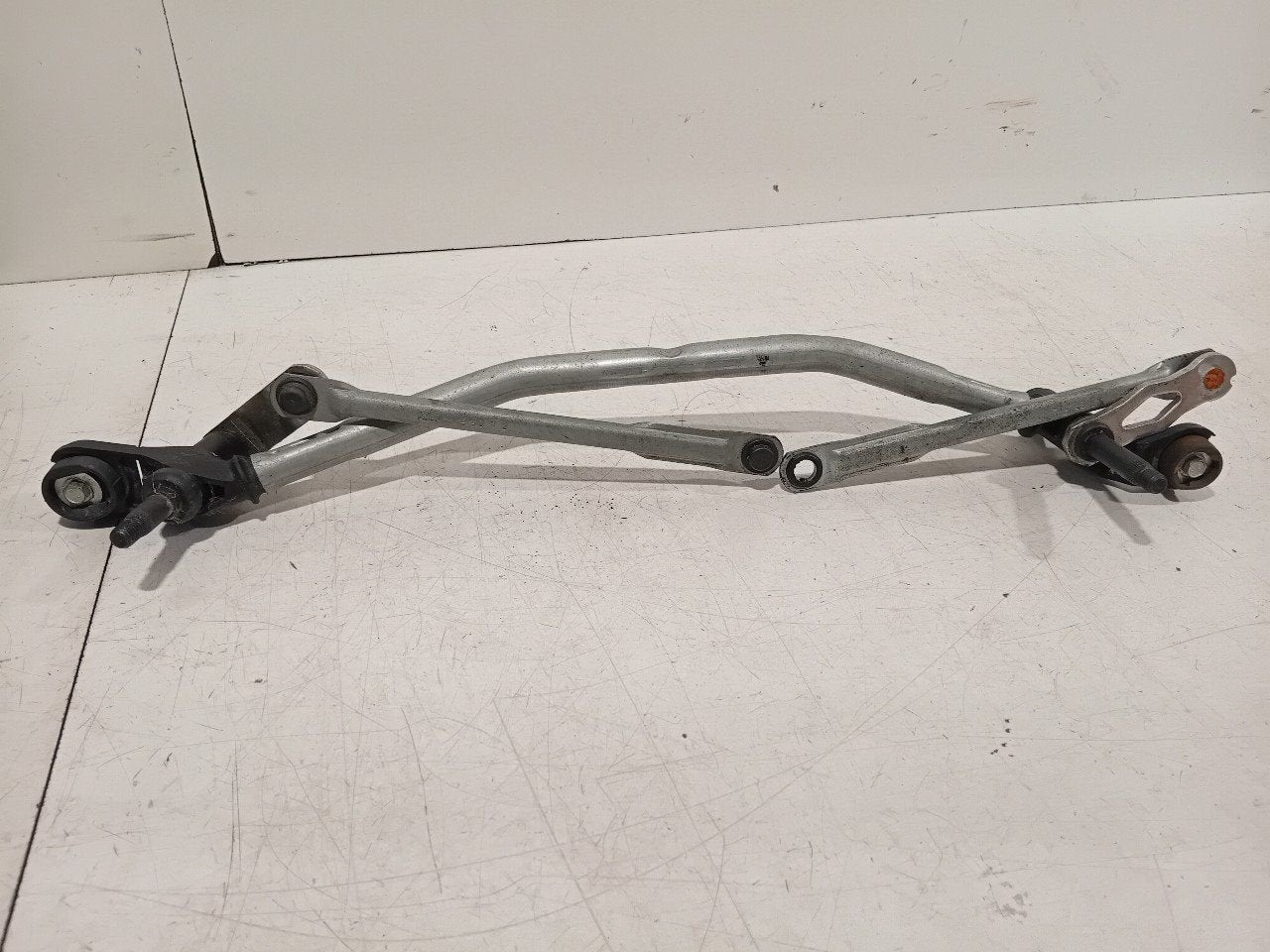 Ruitenwisser mechaniek voor Peugeot 208, Onderdelen@venauto.nl, Van der Ven Autorecycling B.V., Gebruikt, Ettenseweg 76, 4706 PB Roosendaal, The Netherlands