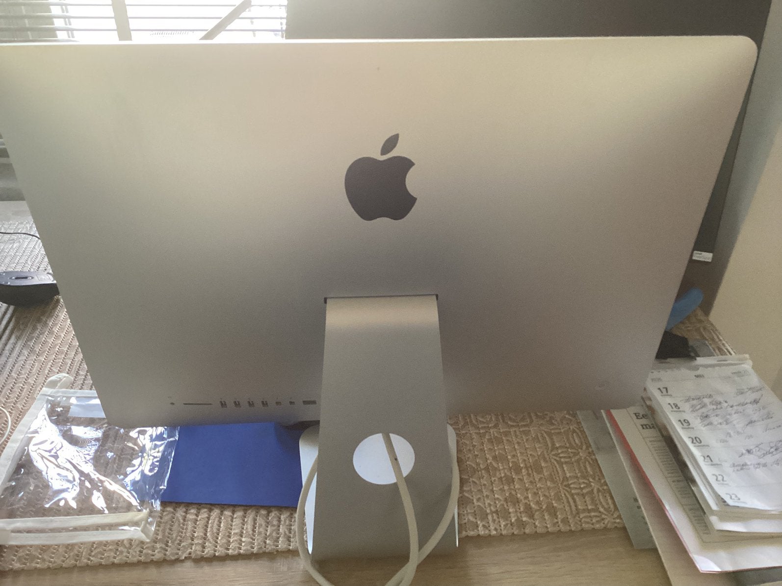 Apple IMAC 21.5 inch SDD kaart, Computers en Software, Apple Desktops, Ophalen, Zo goed als nieuw, IMac, 2 tot 3 Ghz