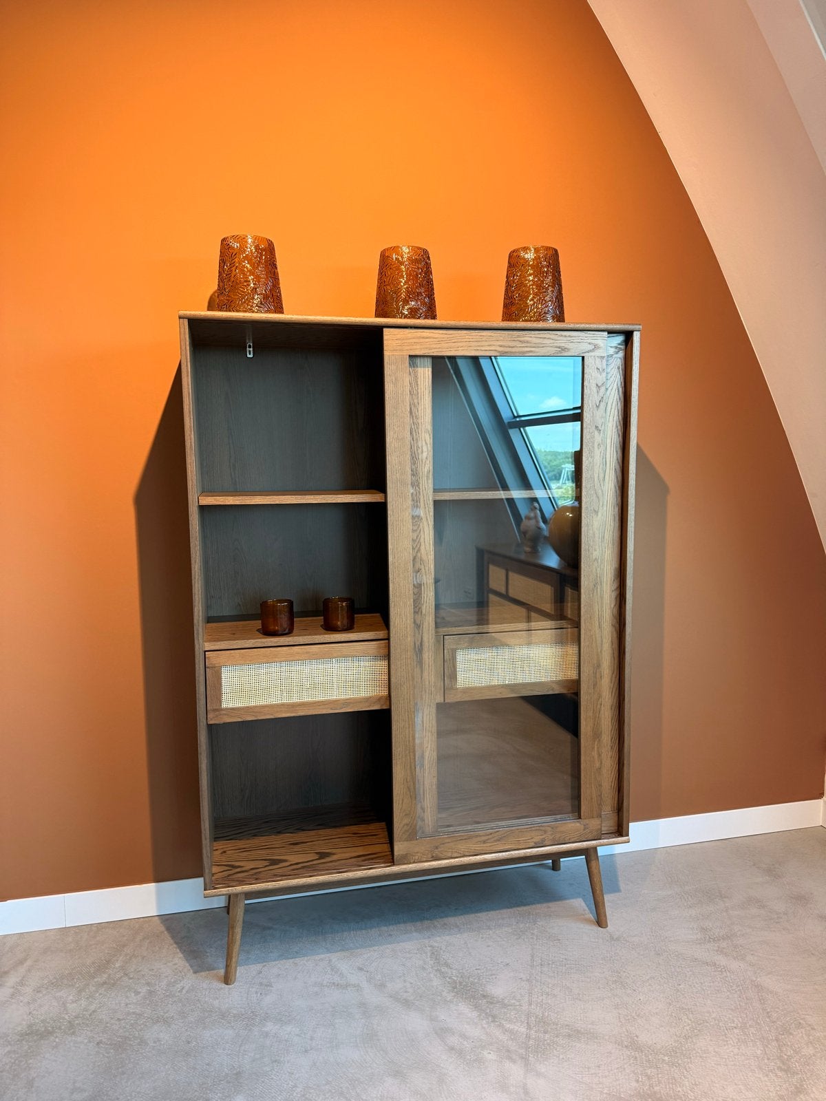 Unique - nieuwe kast met rotan details, Ophalen, Nieuw