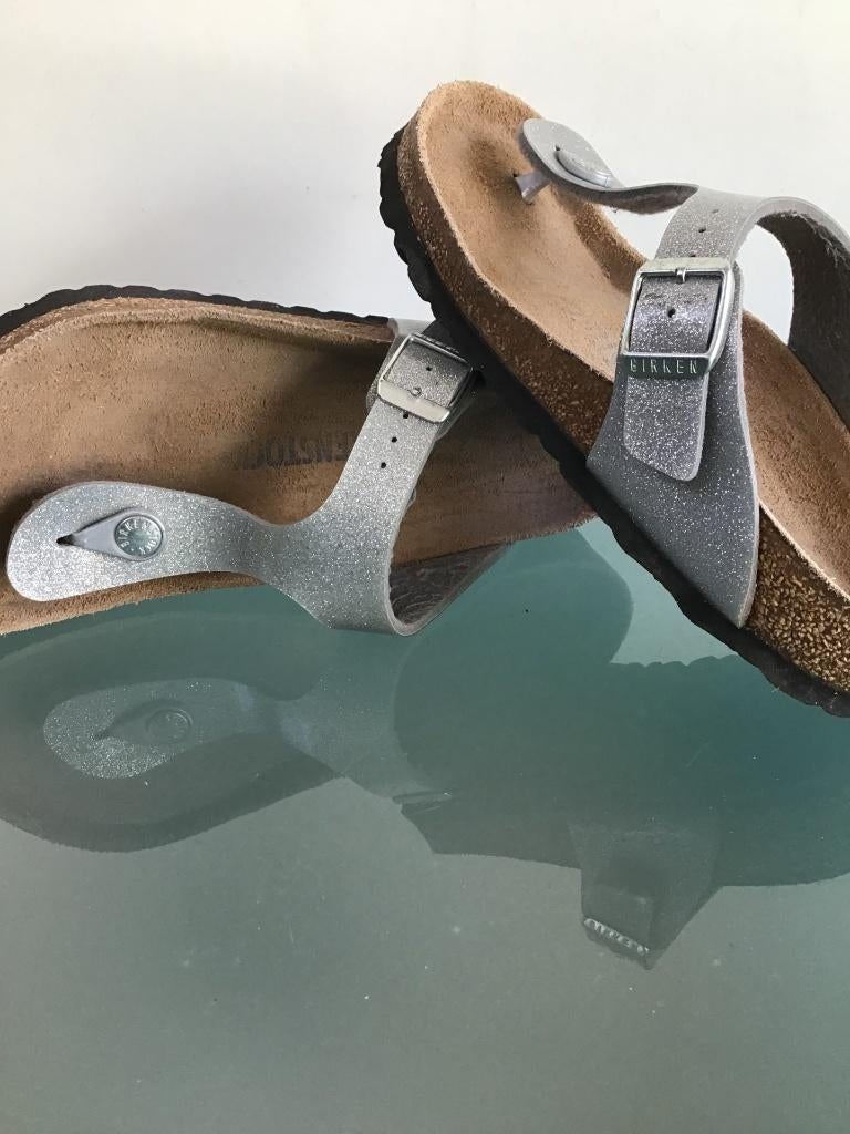Birkenstock 36 Gizeh zilver slippers | Gratis verzenden, Slippers, Overige kleuren, Verzenden, Zo goed als nieuw