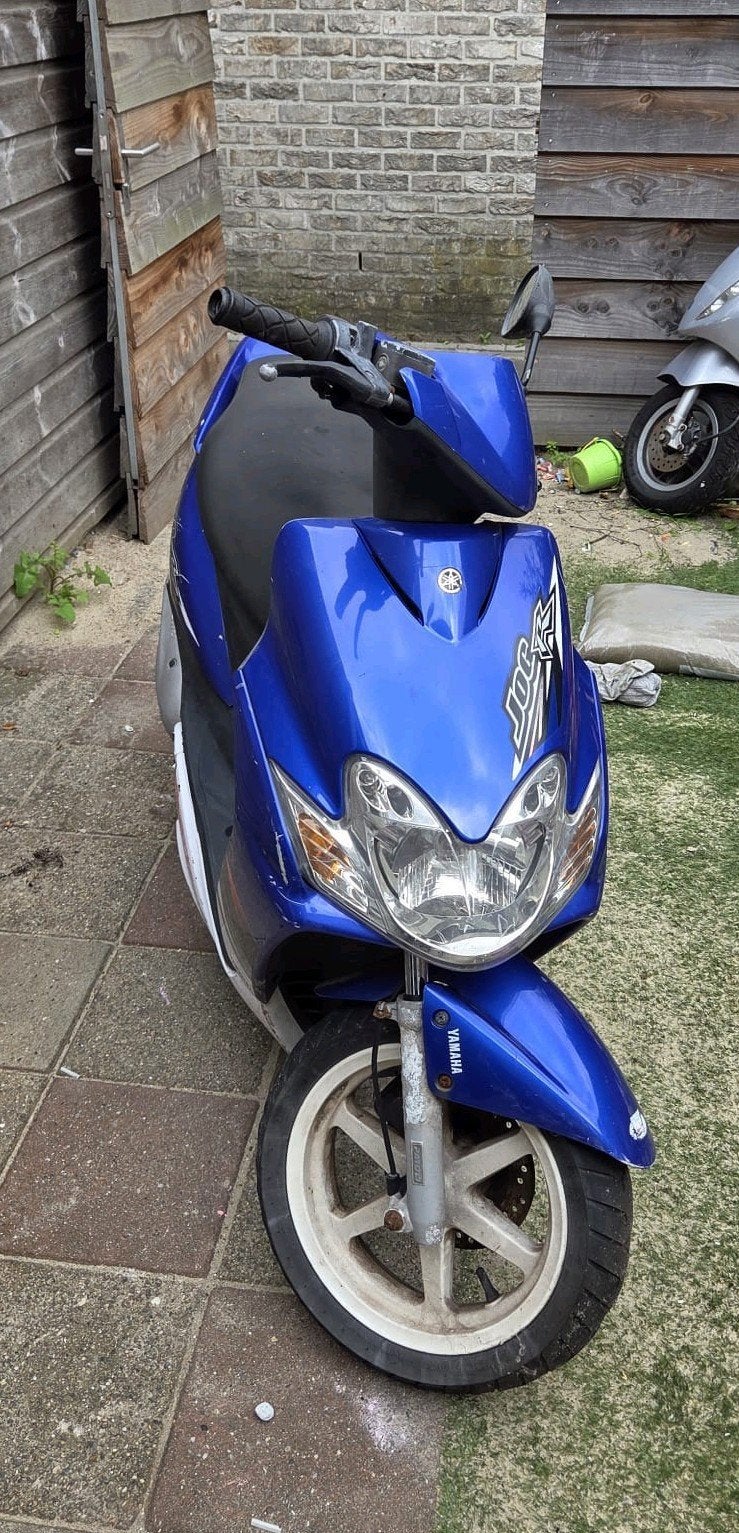 Yamaha Jog R 2006 70cc Malossi/DR project + veel onderdelen, Fietsen en Brommers, Scooters | Yamaha, Ophalen, Gebruikt, Tweetakt