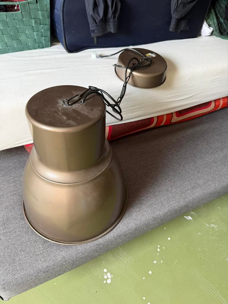 Industriële hanglamp, Ophalen