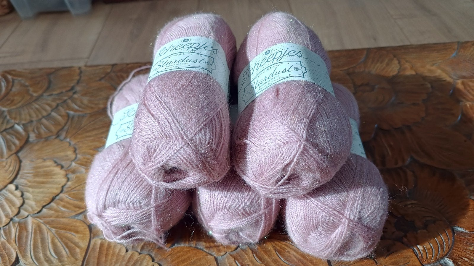 breiwol feestelijk - Scheepjes Stardust ca 500 gram, Verzenden, Zo goed als nieuw, Breien of Haken, Wol of Garen
