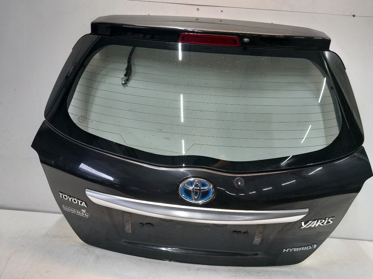Achterklep Toyota Yaris, Onderdelen@venauto.nl, Van der Ven Autorecycling B.V., Gebruikt, Ettenseweg 76, 4706 PB Roosendaal, The Netherlands